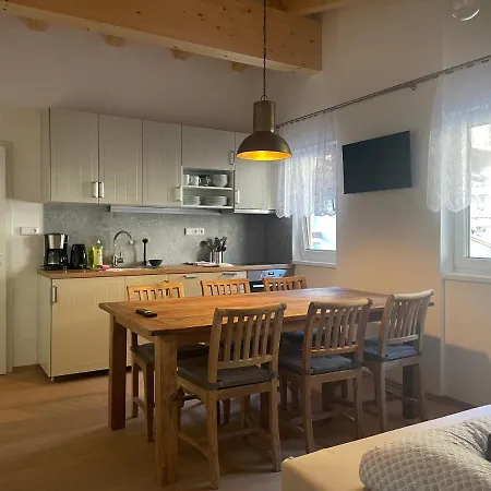 Tuxie Haus Apartmán