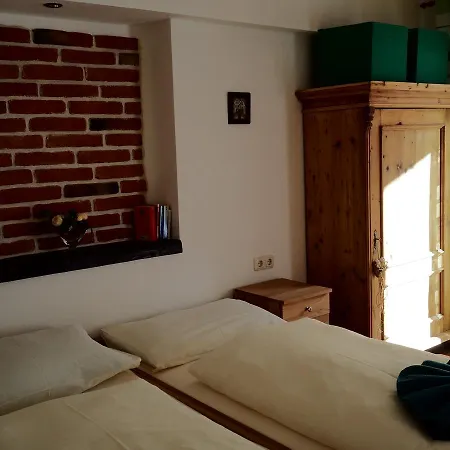 Tuxie Haus Apartmán *