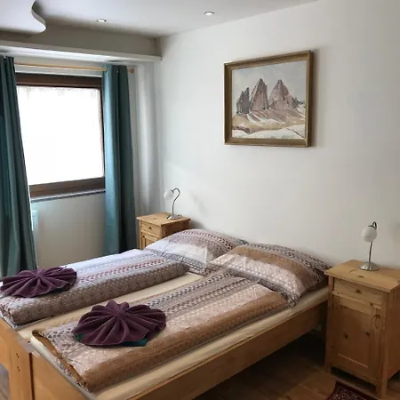 Tuxie Haus Apartment