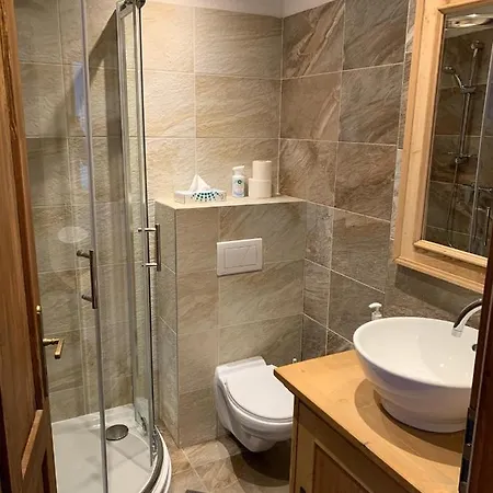 Tuxie Haus Apartment