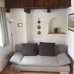 Tuxie Haus Apartment